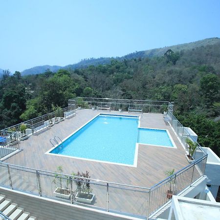 Sterling Thekkady Hotel Екстериор снимка