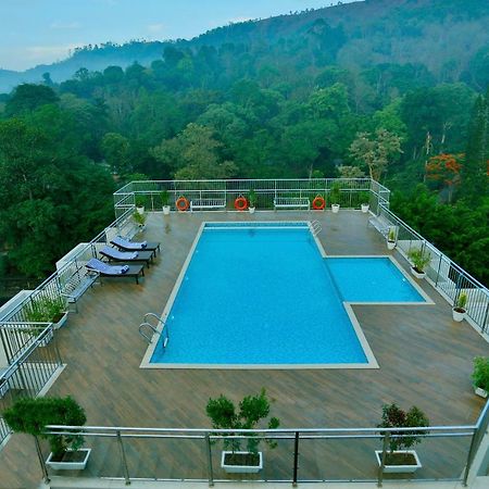 Sterling Thekkady Hotel Екстериор снимка