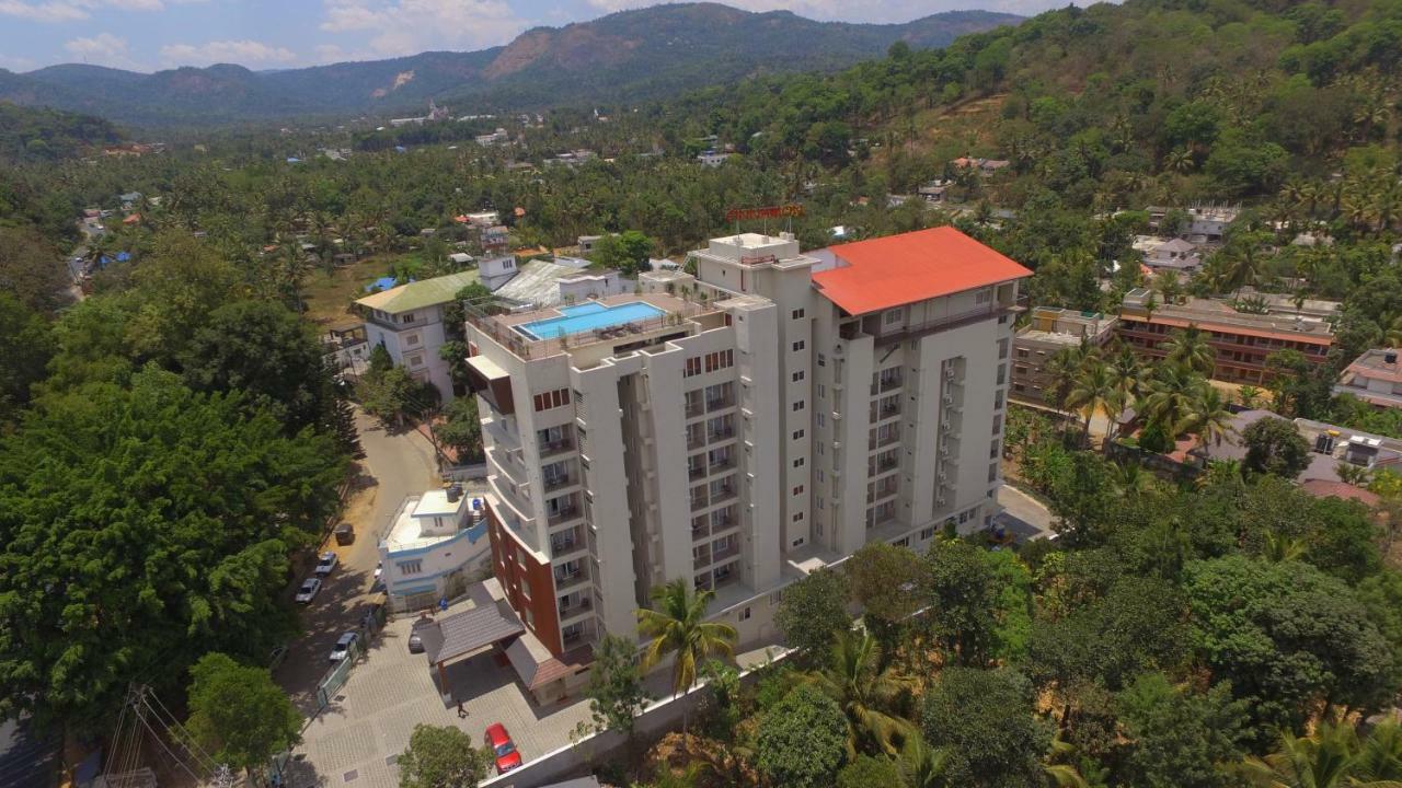 Sterling Thekkady Hotel Екстериор снимка