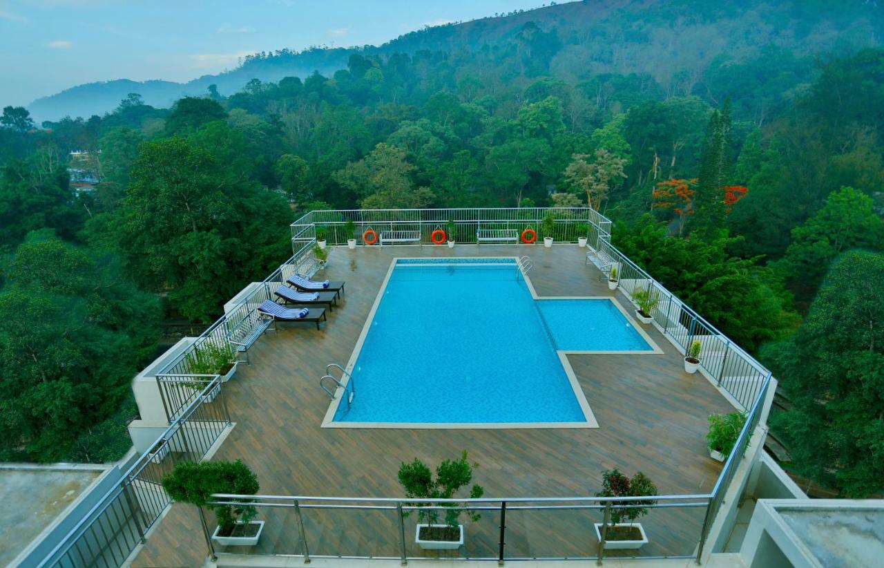 Sterling Thekkady Hotel Екстериор снимка